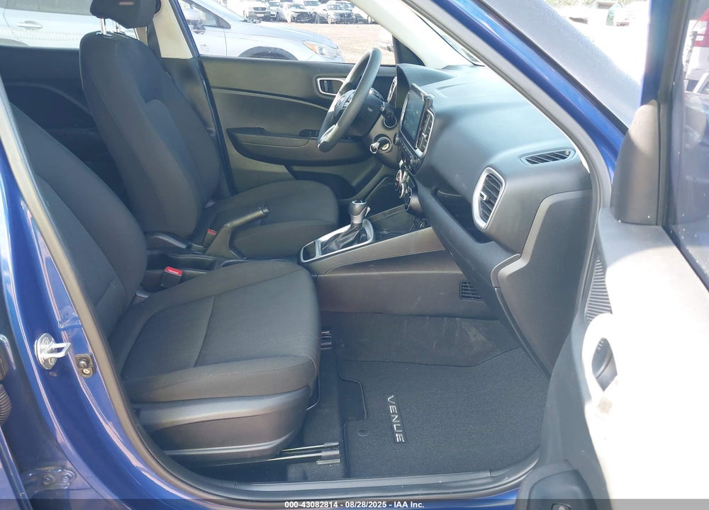2021 HYUNDAI VENUE VIN: KMHRB8A3XMU103767
