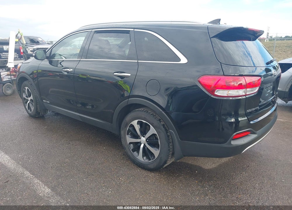 2017 KIA SORENTO VIN: 5XYPHDA53HG313543
