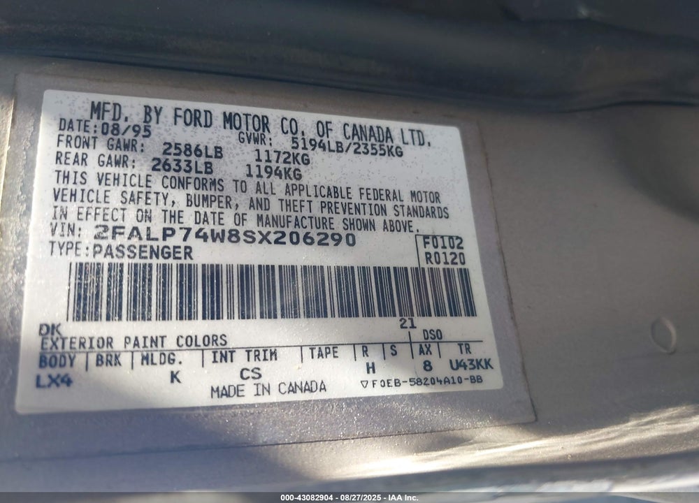 1995 FORD CROWN VICTORIA LX VIN: 2FALP74W8SX206290