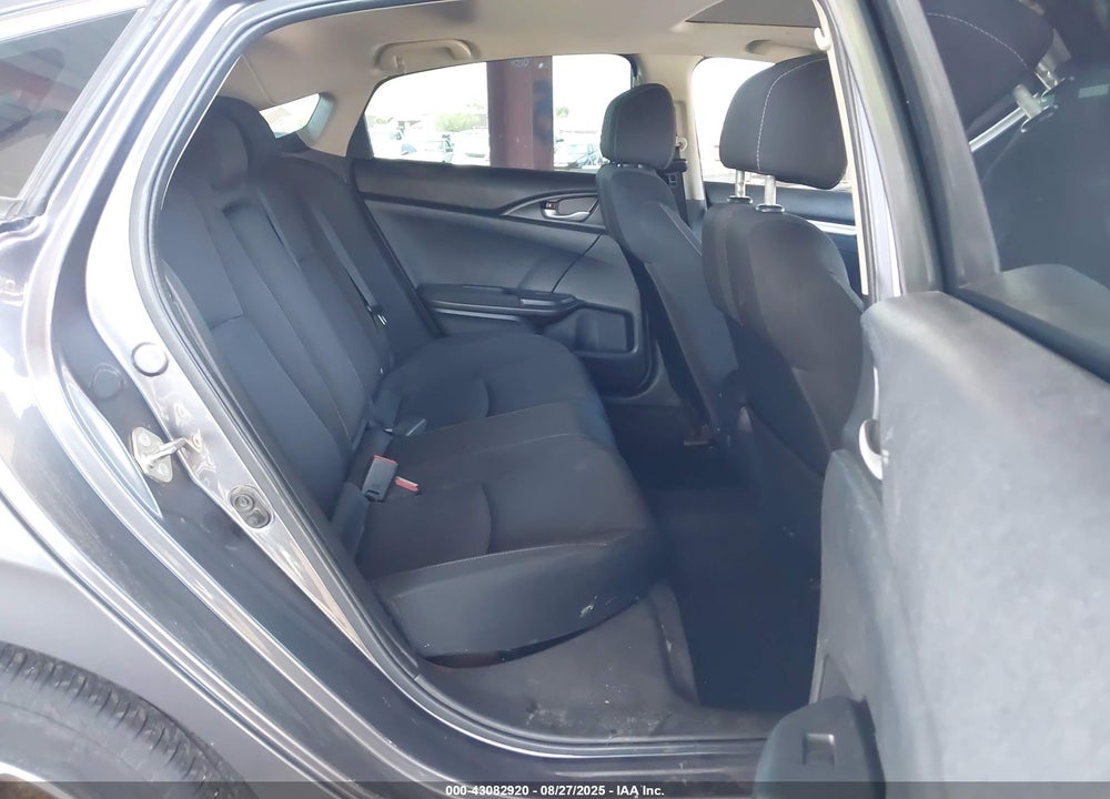 2017 HONDA CIVIC VIN: 19XFC2F79HE202355