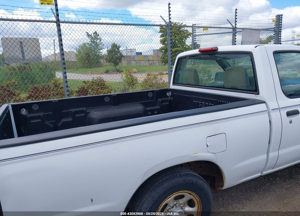 2000 NISSAN FRONTIER XE VIN: 1N6DD21S1YC396142