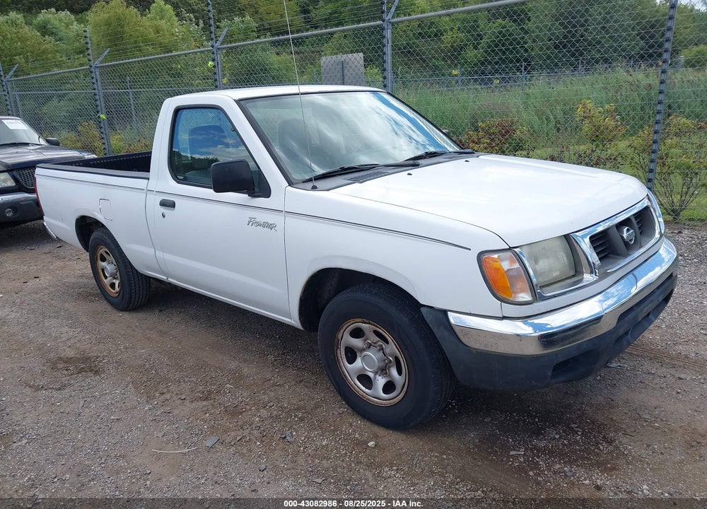 2000 NISSAN FRONTIER XE VIN: 1N6DD21S1YC396142