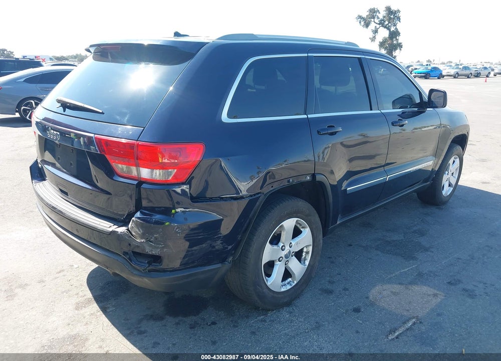 2011 JEEP GRAND CHEROKEE VIN: 1J4RR4GT9BC702494