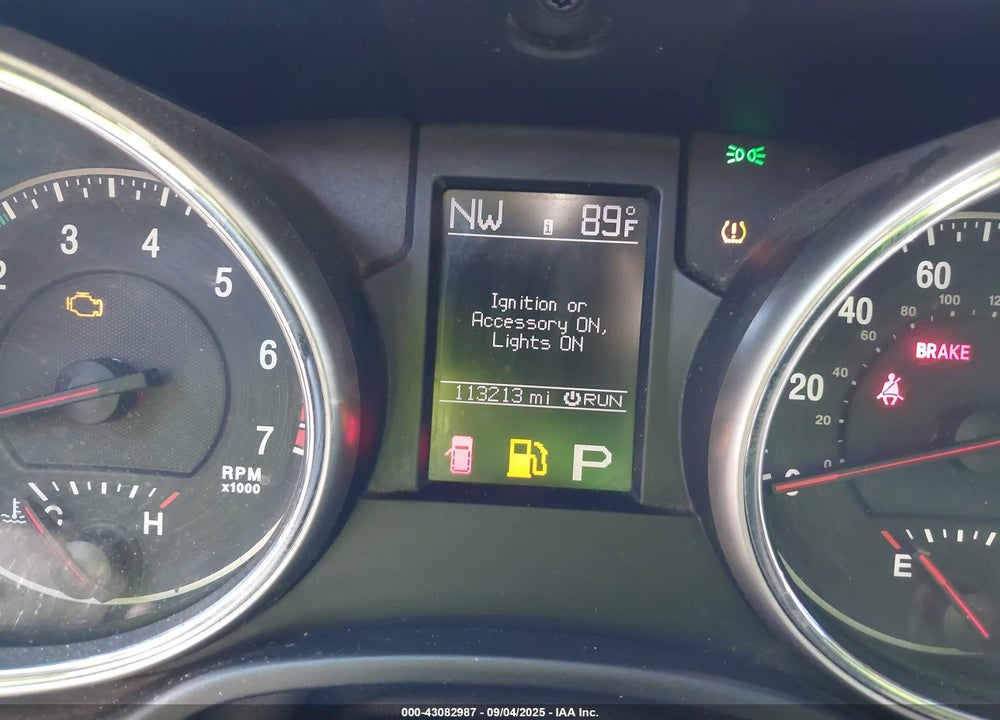 2011 JEEP GRAND CHEROKEE VIN: 1J4RR4GT9BC702494