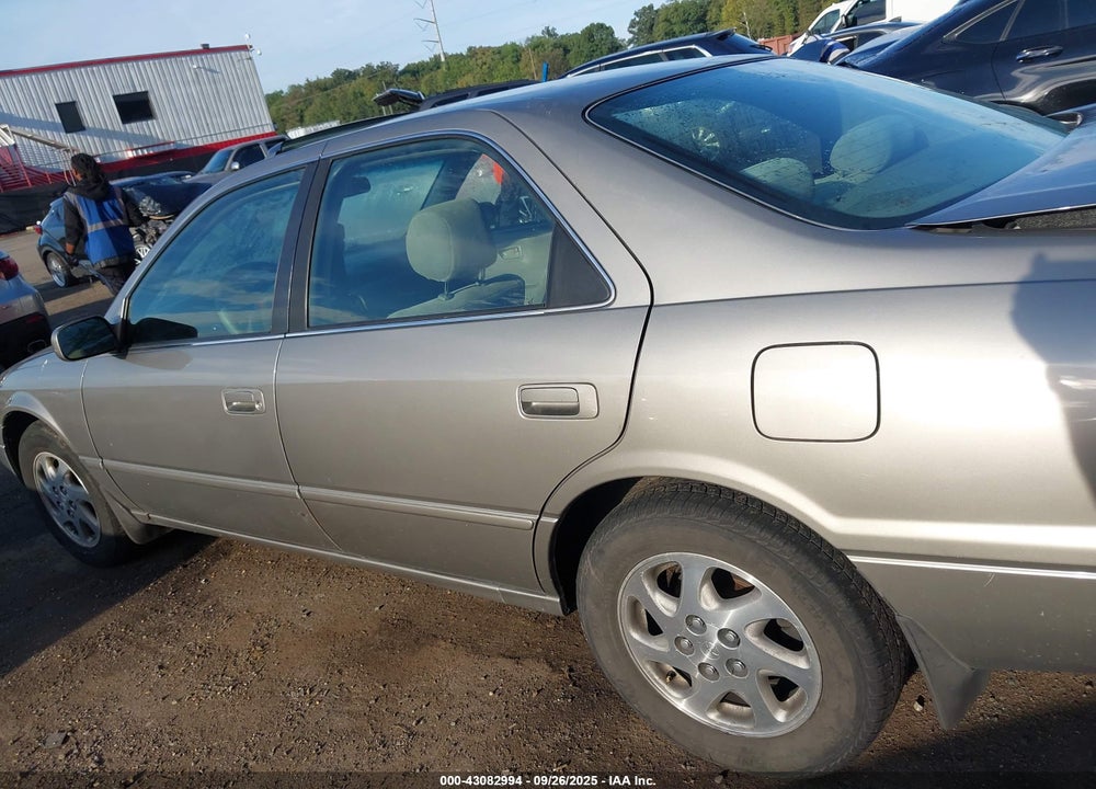 1998 TOYOTA CAMRY VIN: JT2BF22K0W0099549