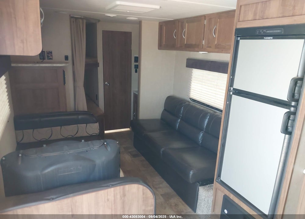 2018 GULF STREAM KINGSPORT VIN: 1NL1G3026J1130535