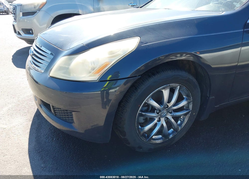 2007 INFINITI G35X VIN: JNKBV61F17M817611