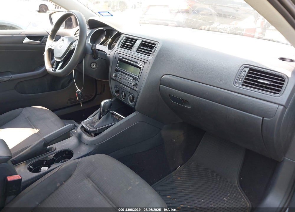 2015 VOLKSWAGEN JETTA VIN: 3VW2K7AJ0FM412196