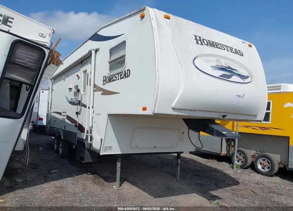 2006 STARCRAFT TRAVEL TRAILER VIN: 1SACS02M461SC6333