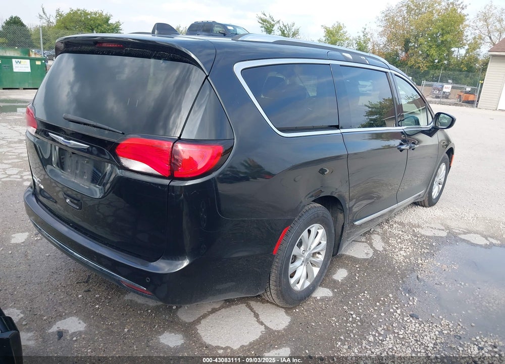 2019 CHRYSLER PACIFICA VIN: 2C4RC1BGXKR625755
