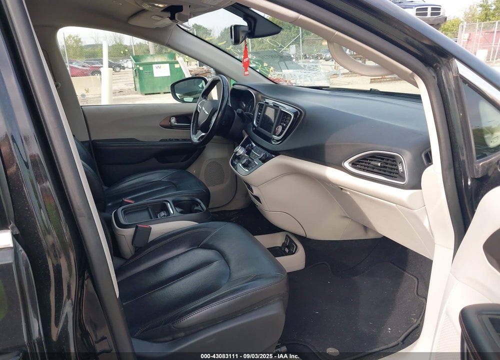 2019 CHRYSLER PACIFICA VIN: 2C4RC1BGXKR625755