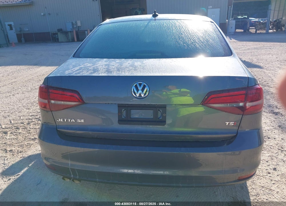 2017 VOLKSWAGEN JETTA 1.4T SE VIN: 3VWDB7AJ9HM235157