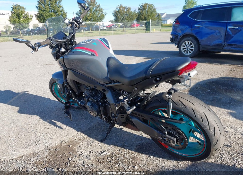 2022 YAMAHA MT09 VIN: JYARN71E5NA002223