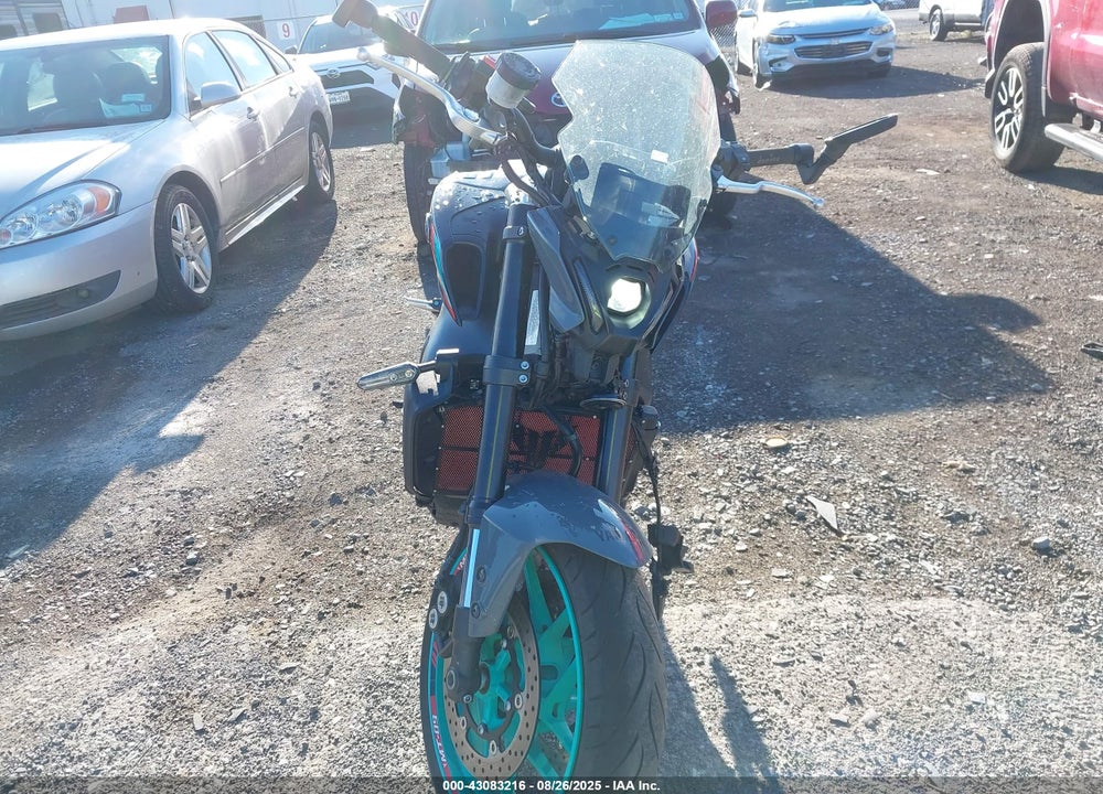 2022 YAMAHA MT09 VIN: JYARN71E5NA002223