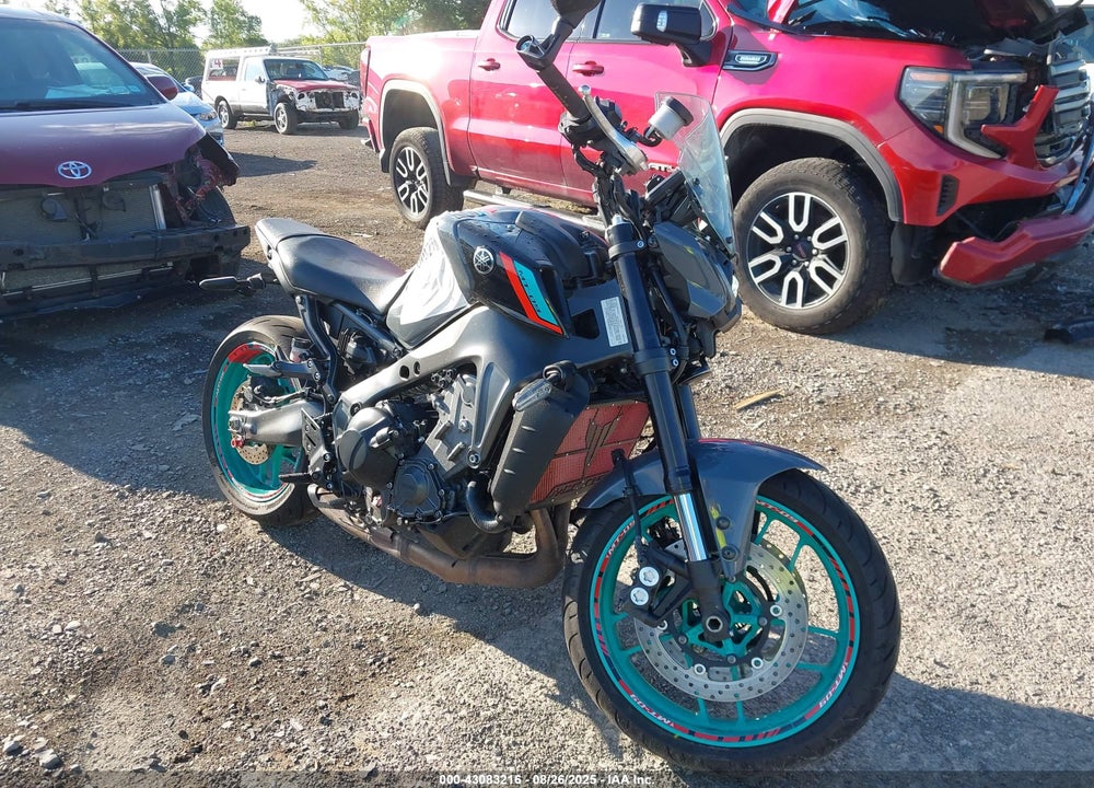 2022 YAMAHA MT09 VIN: JYARN71E5NA002223