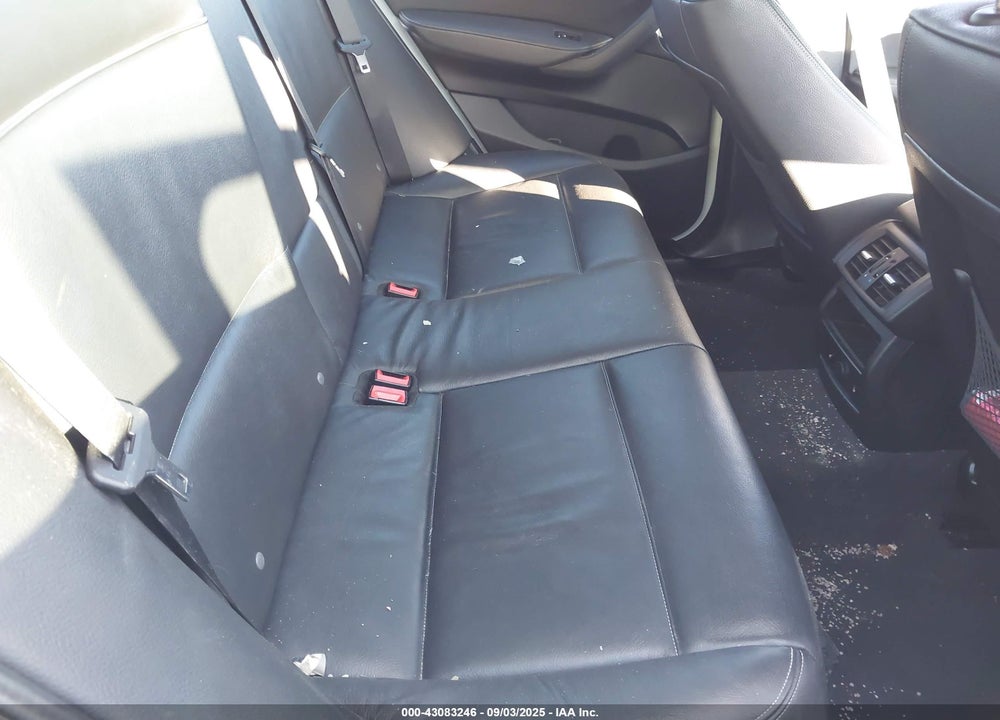 2016 BMW X3 VIN: 5UXWX9C51G0D79359