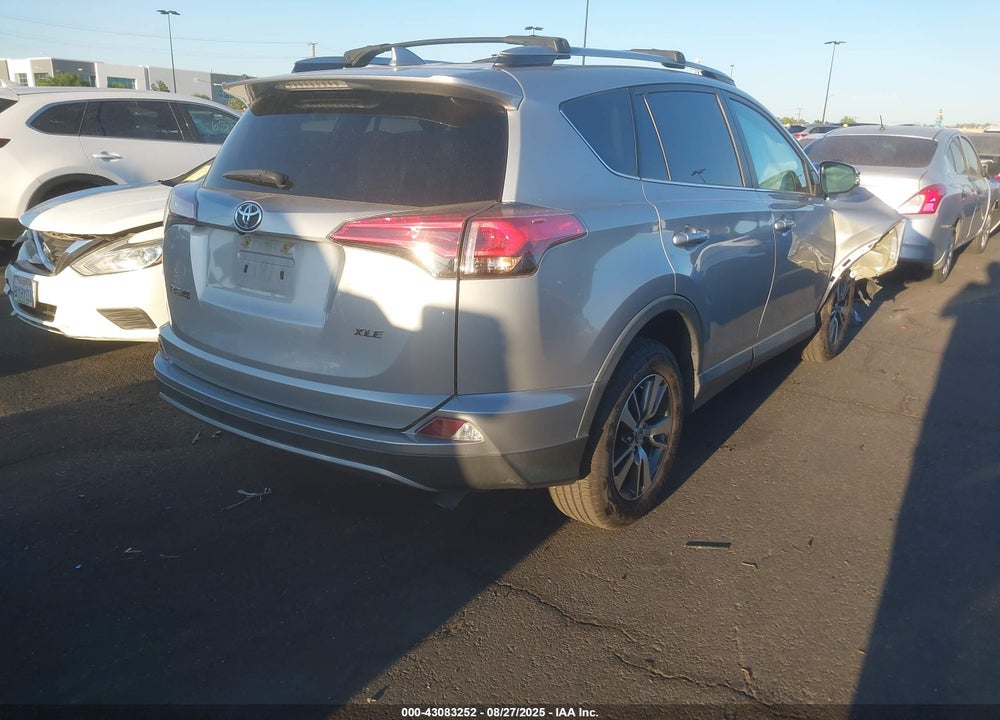 2018 TOYOTA RAV4 VIN: 2T3WFREV4JW517364