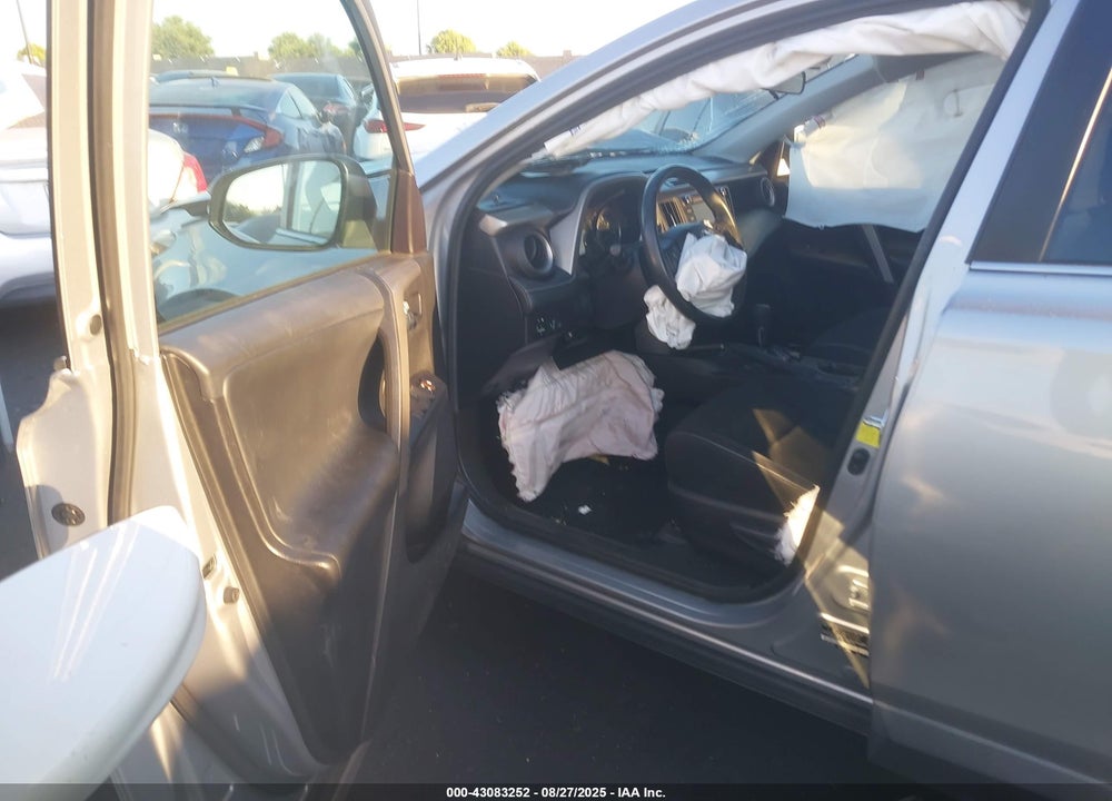 2018 TOYOTA RAV4 VIN: 2T3WFREV4JW517364