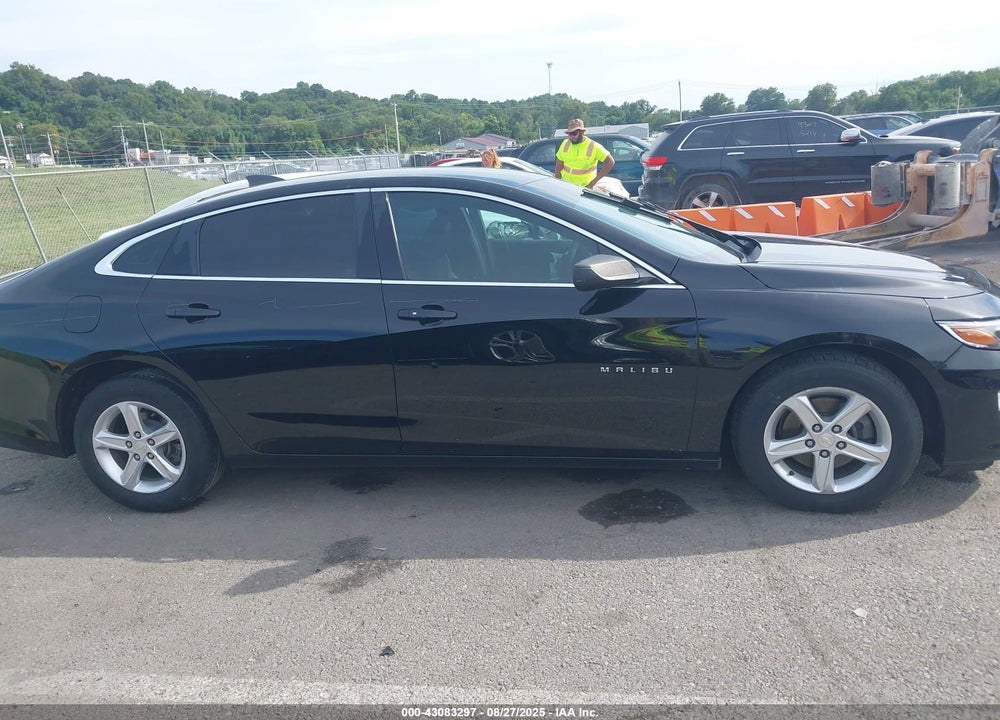 2019 CHEVROLET MALIBU VIN: 1G1ZB5ST8KF148377