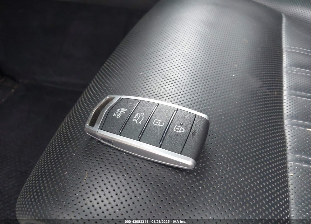 2017 GENESIS G90 VIN: KMHG34JA3HU027732