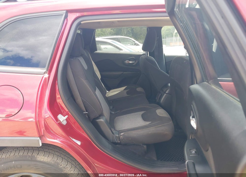 2016 JEEP CHEROKEE SPORT VIN: 1C4PJMAB7GW327618