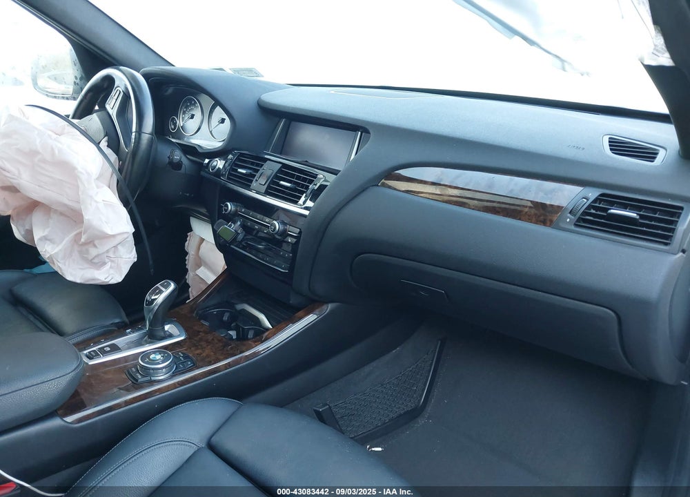 2016 BMW X3 VIN: 5UXWX9C5XG0D90585