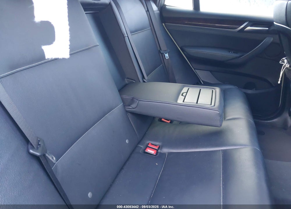 2016 BMW X3 VIN: 5UXWX9C5XG0D90585