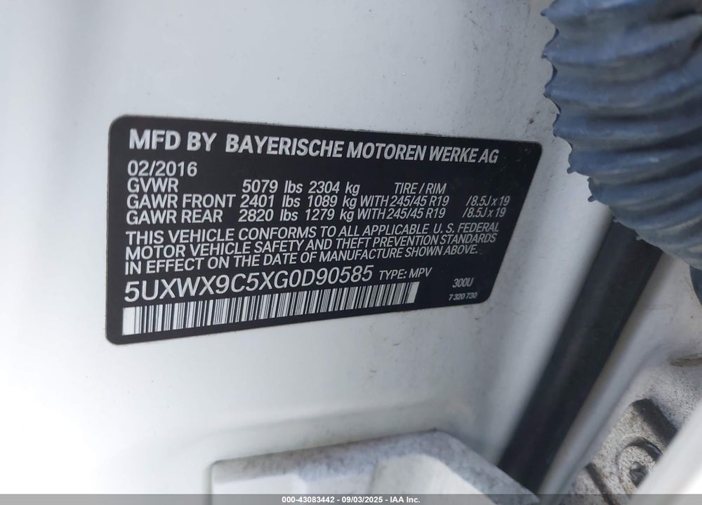 2016 BMW X3 VIN: 5UXWX9C5XG0D90585