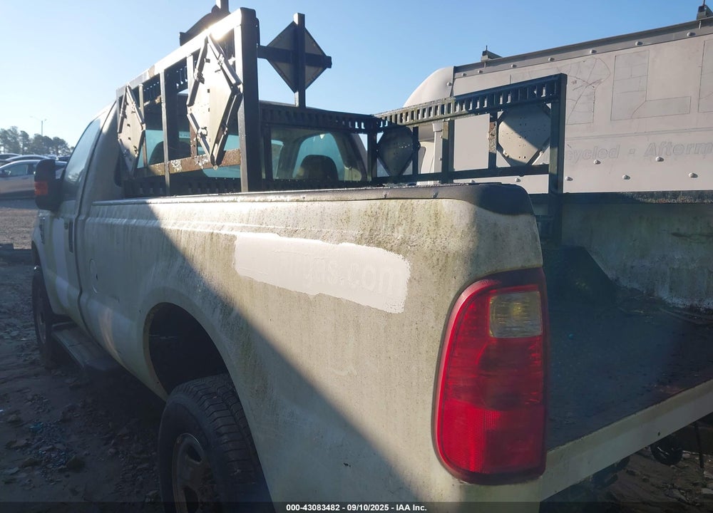 2008 FORD F-350 XL/XLT VIN: 1FTSF31R98EC19303
