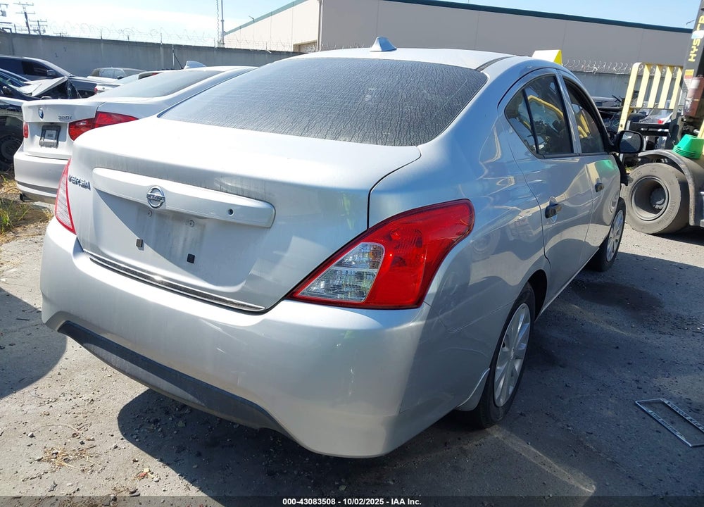 2015 NISSAN VERSA 1.6 S+ VIN: 3N1CN7AP8FL883976