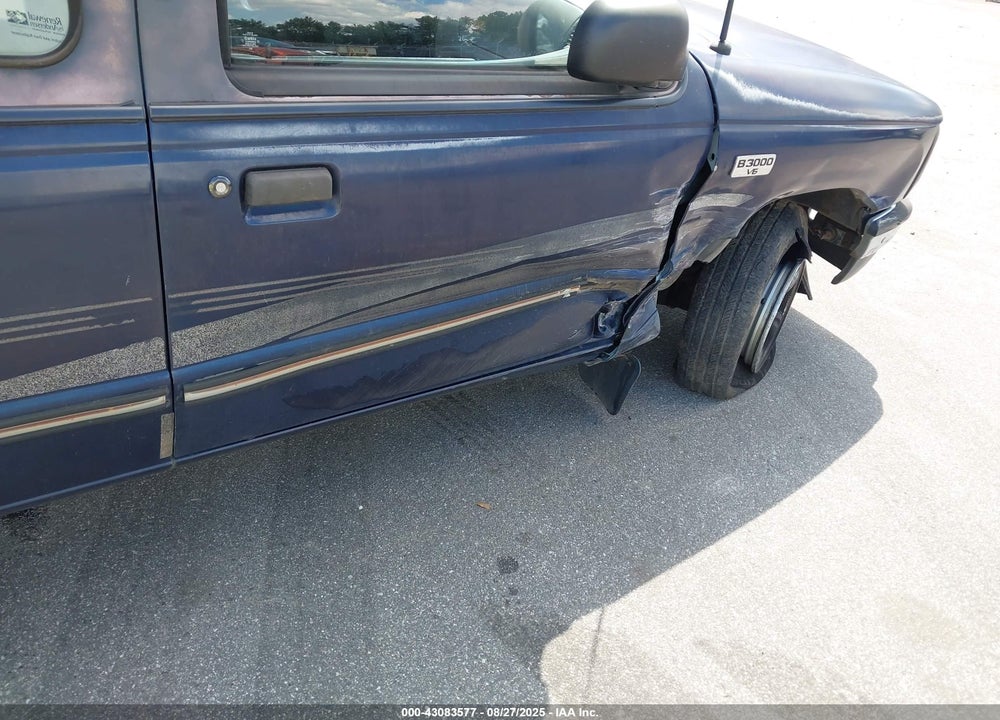 1996 MAZDA B3000 CAB PLUS VIN: 4F4CR16U2TTM15981