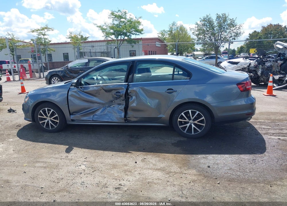 2018 VOLKSWAGEN JETTA 1.4T SE/1.4T WOLFSBURG EDITION VIN: 3VWDB7AJ7JM239018