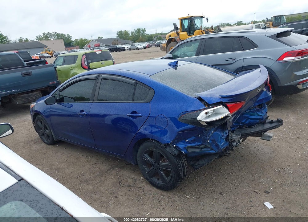 2018 KIA FORTE VIN: 3KPFL4A79JE219424