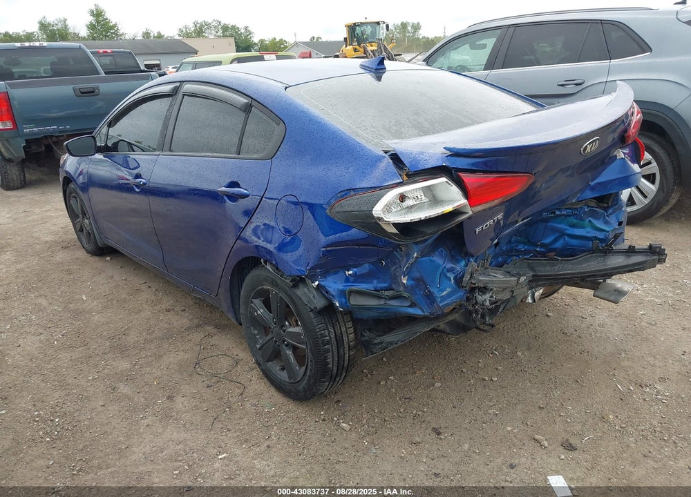 2018 KIA FORTE VIN: 3KPFL4A79JE219424
