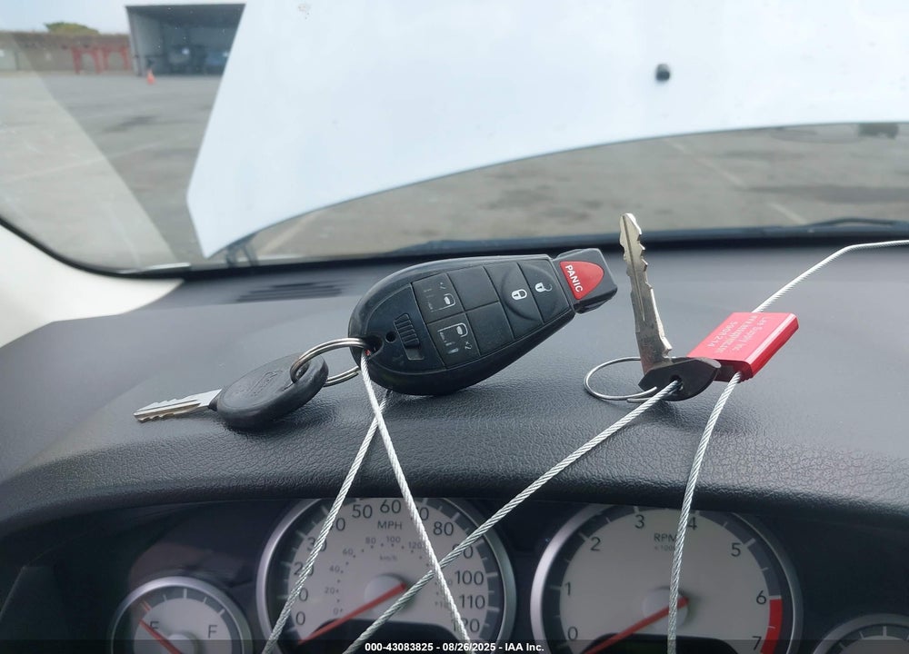2010 DODGE GRAND CARAVAN SXT VIN: 2D4RN5D16AR434832