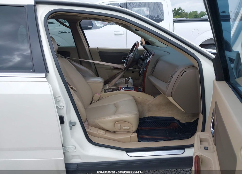 2006 CADILLAC SRX VIN: 1GYEE637460169346