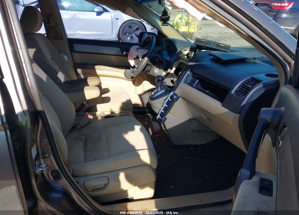 2011 HONDA CR-V LX VIN: 3CZRE3H33BG701827
