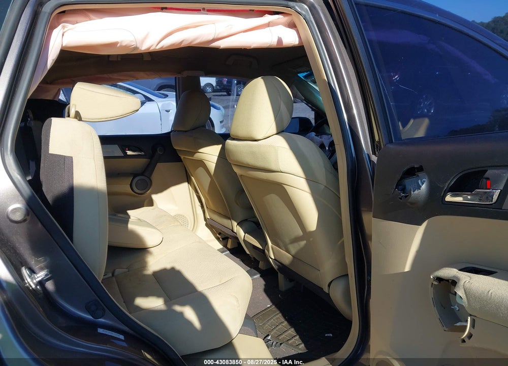 2011 HONDA CR-V LX VIN: 3CZRE3H33BG701827