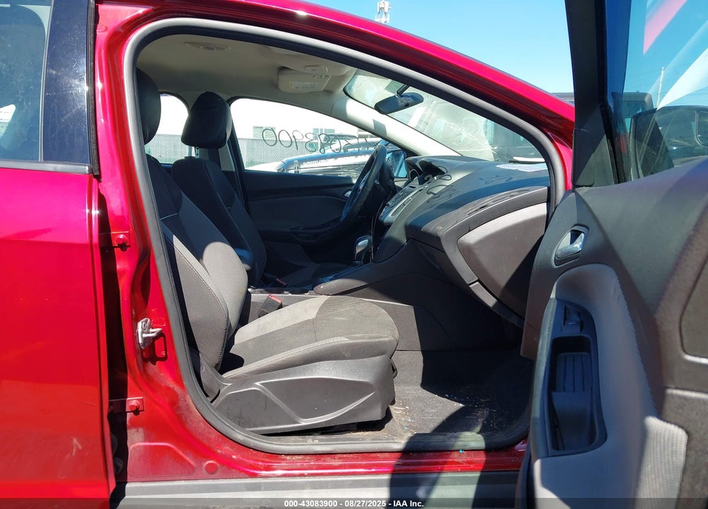 2014 FORD FOCUS VIN: 1FADP3F28EL275604
