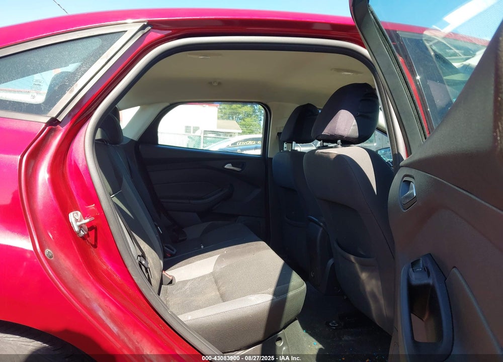2014 FORD FOCUS VIN: 1FADP3F28EL275604