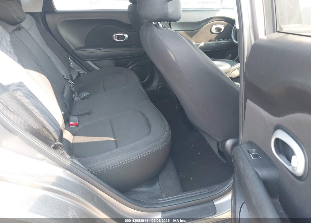 2019 KIA SOUL + VIN: KNDJP3A59K7635868