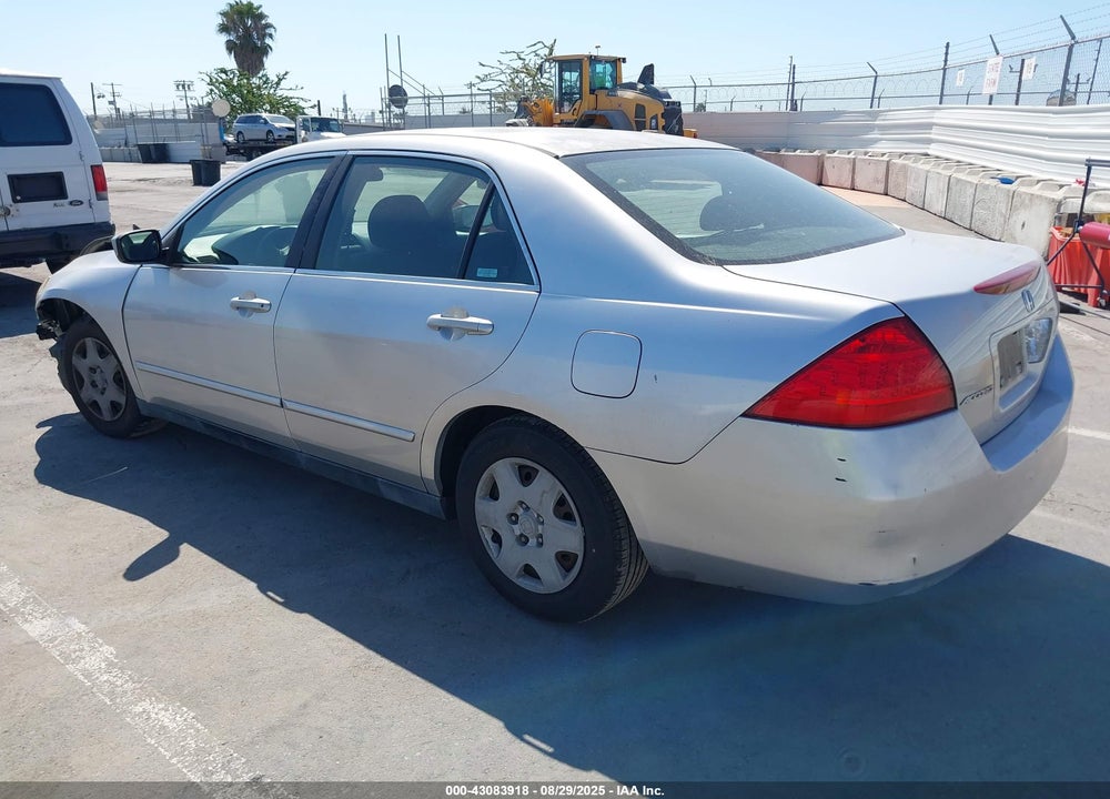 2007 HONDA ACCORD 2.4 LX VIN: JHMCM564X7C000300