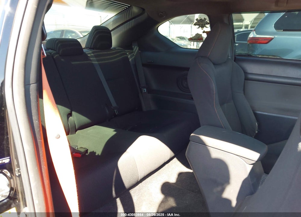 2015 SCION TC VIN: JTKJF5C78FJ008786