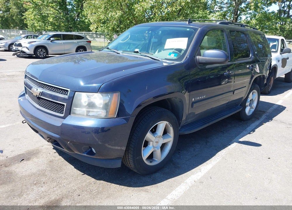 2008 CHEVROLET TAHOE LT VIN: 1GNFK13028J202535