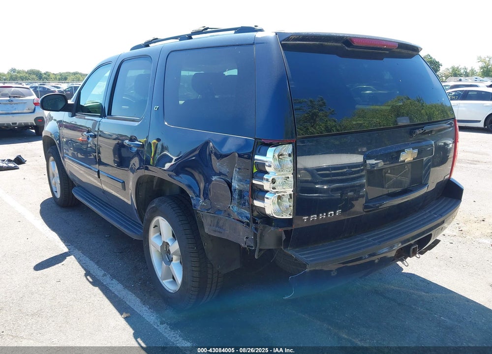 2008 CHEVROLET TAHOE LT VIN: 1GNFK13028J202535