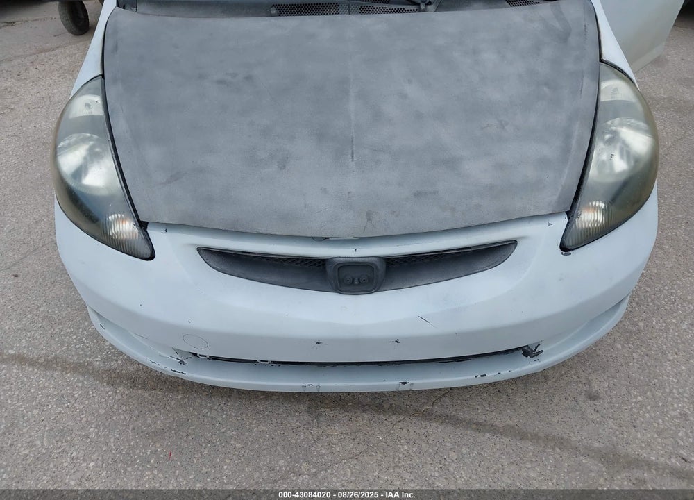 2007 HONDA FIT VIN: JHMGD38437S035558