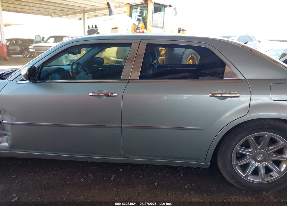 2005 CHRYSLER 300C VIN: 2C3JA63H35H501848