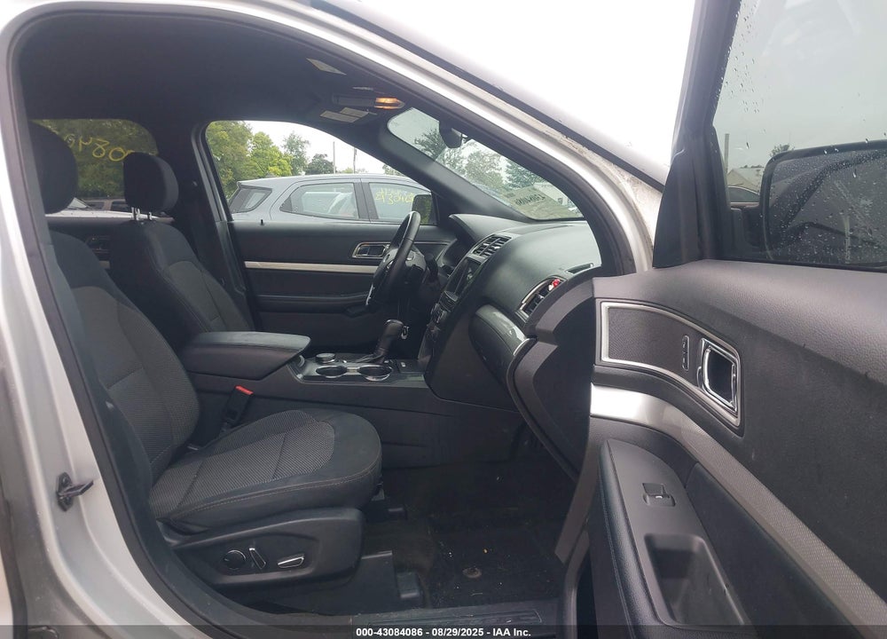2017 FORD EXPLORER VIN: 1FM5K8D83HGE01748