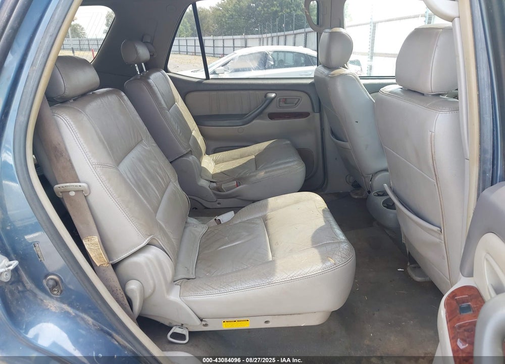 2005 TOYOTA SEQUOIA LIMITED V8 VIN: 5TDZT38A45S253999