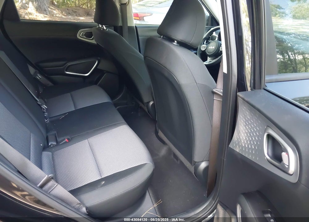 2023 KIA SOUL VIN: KNDJ23AU6P7863792